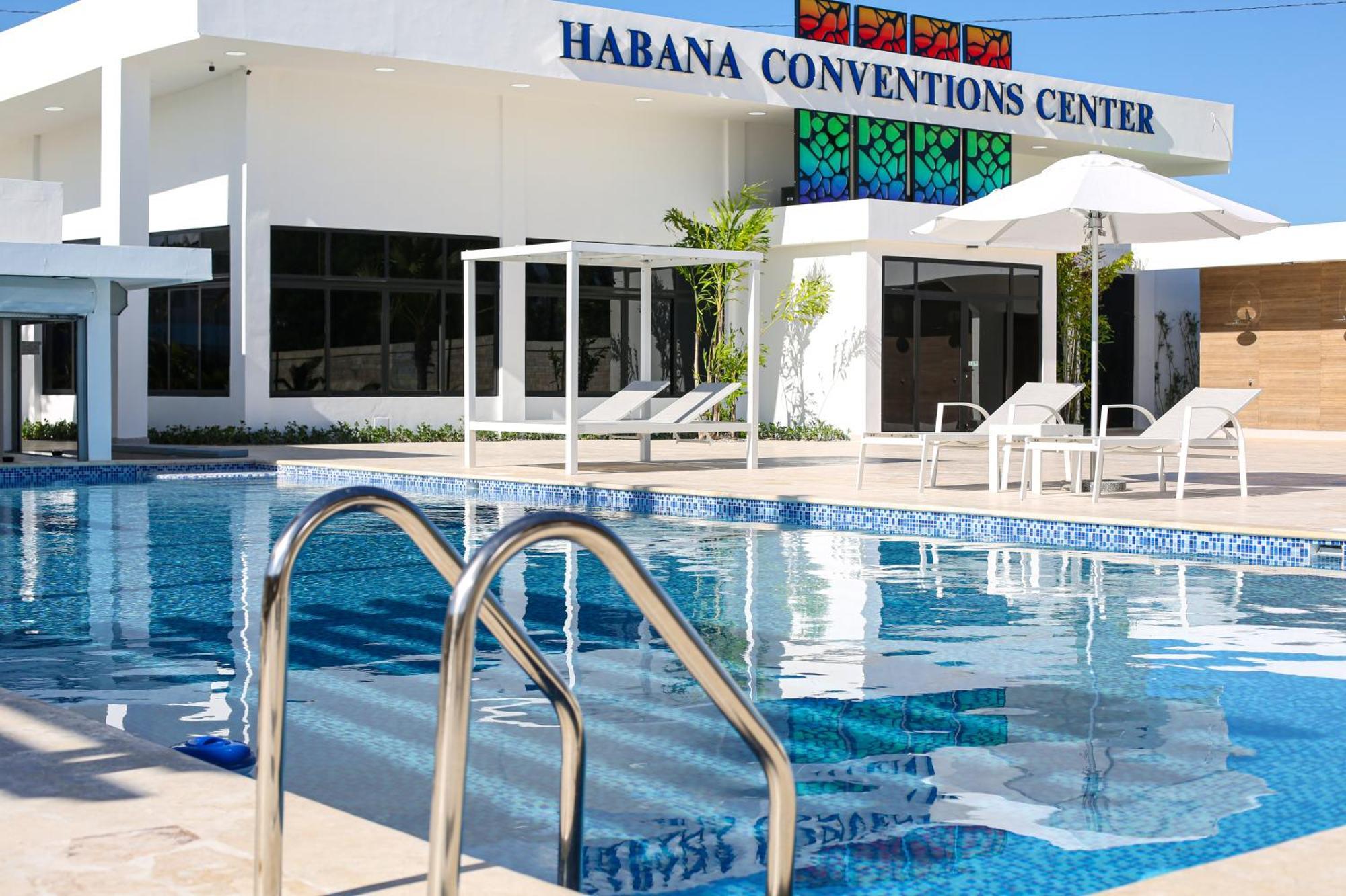 Habana Hotel Y Restaurante Higuey Luaran gambar